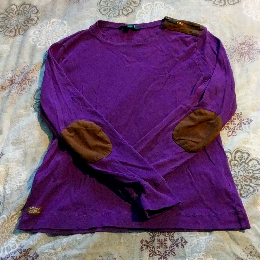 Long sleeve shirt with elbow and shoulder accents